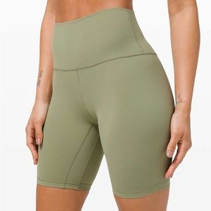 8in align shorts